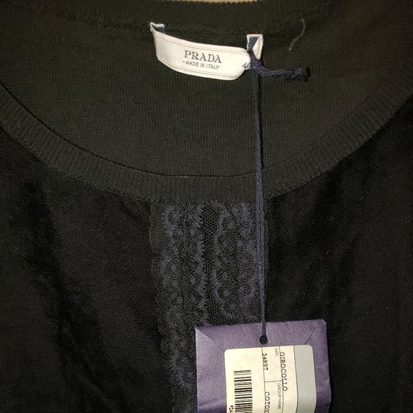 Authentic Prada velvet top - Picture 2 of 4